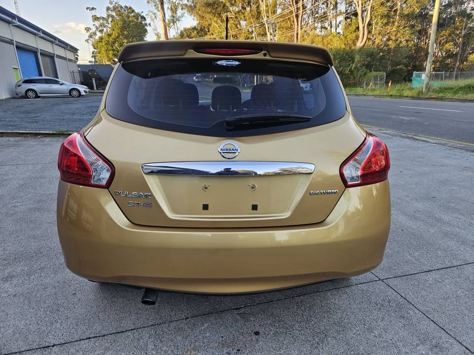 2013 Nisssan Pulsar STS turbo8.jpg